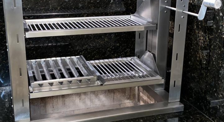 Churrasqueira de inox ou alvenaria: qual escolher?
