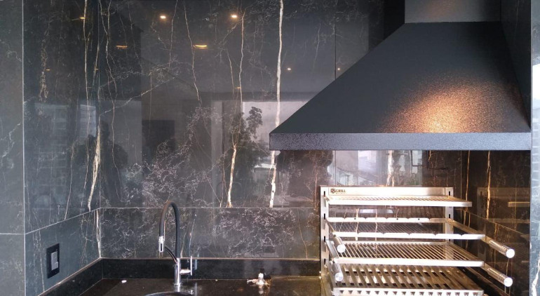 Como evitar fumaça na churrasqueira gourmet