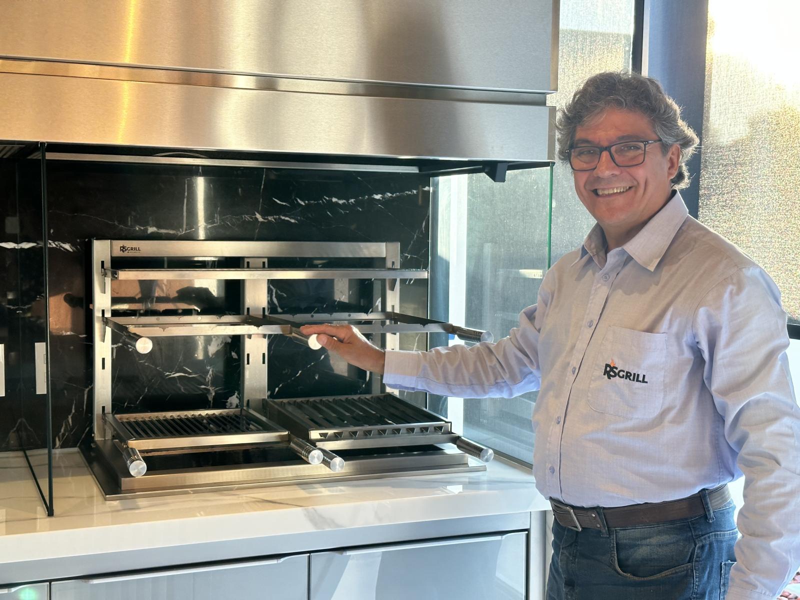 Churrasqueira Inox Sob Medida: Sofisticação e Durabilidade no Seu Espaço Gourmet