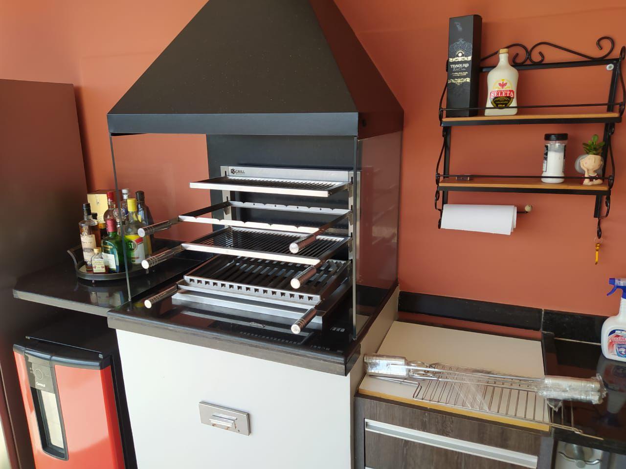 Vale a pena investir em coifa para churrasqueira sob medida?